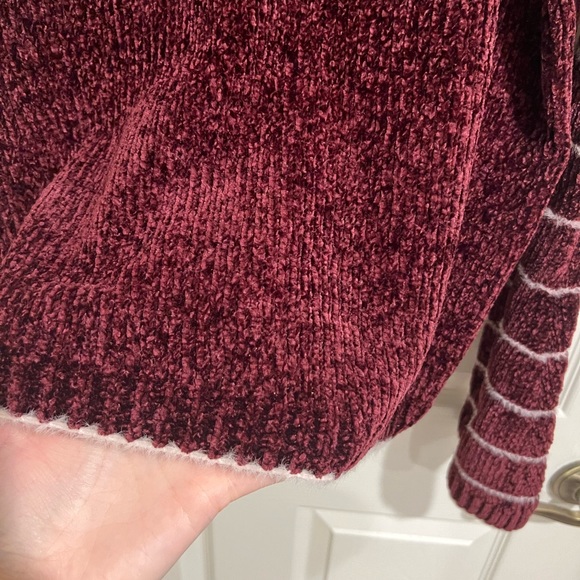 CROPPED CHENILLE SWEATER - Picture 4 of 5